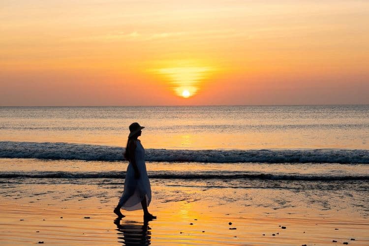 Jimbaran-Beach-Kayumanis-villa.jpg