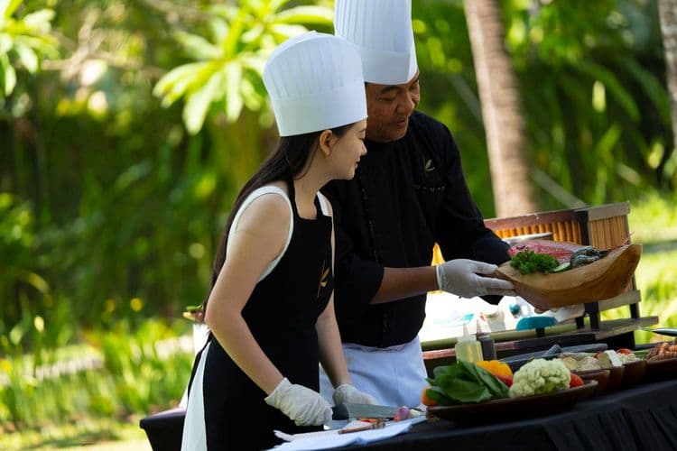 Market Tour - Cooking Class.JPG