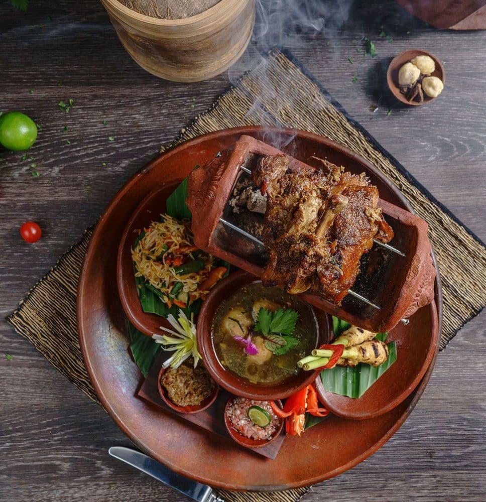 Kayumanis-Jimbaran-Home-Resto3.jpg