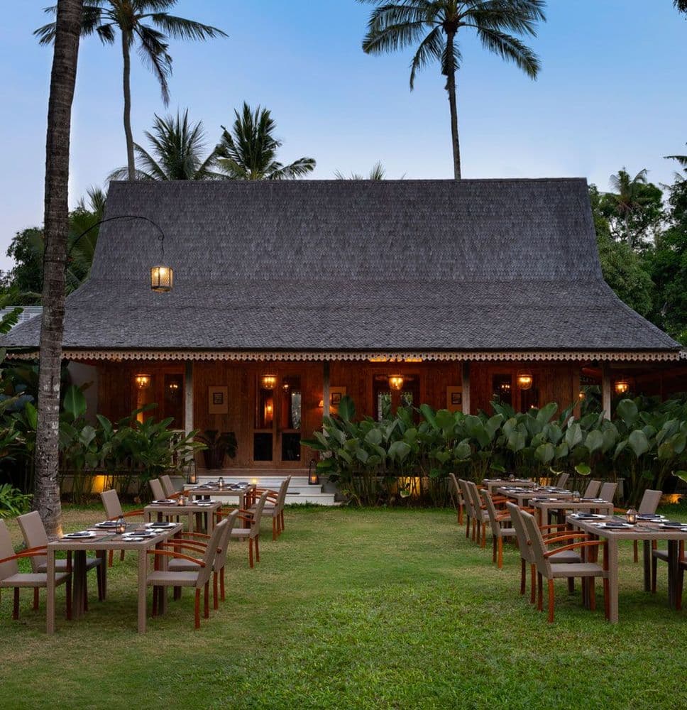 Kayumanis-Jimbaran-Home-Resto5.jpg